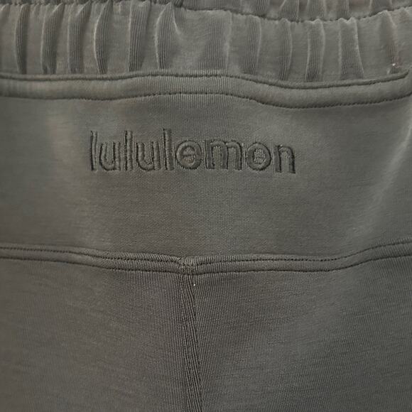 Lululemon Soft Ambitions Softstreme High Rise Crop Graphite Grey Size 10 NWOT - Picture 9 of 11